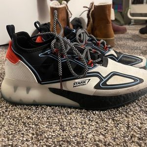 Stark Adidas- mens size 9